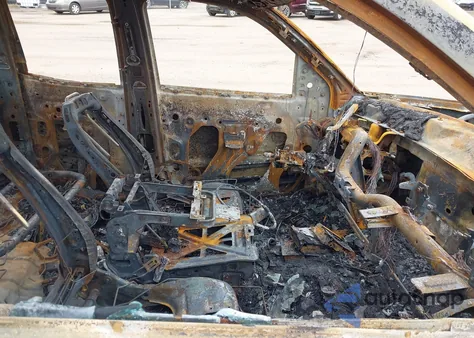 2018 Chevrolet Silverado 1500 1Lt из США, поврежденный, VIN 1GCVKREC1JZ311439